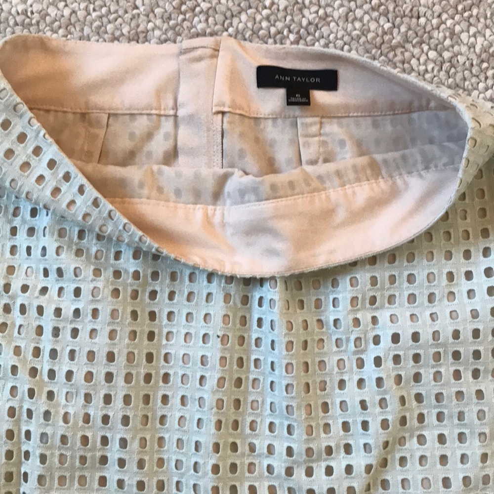 Preppy Ann Taylor Textured spring work skirt